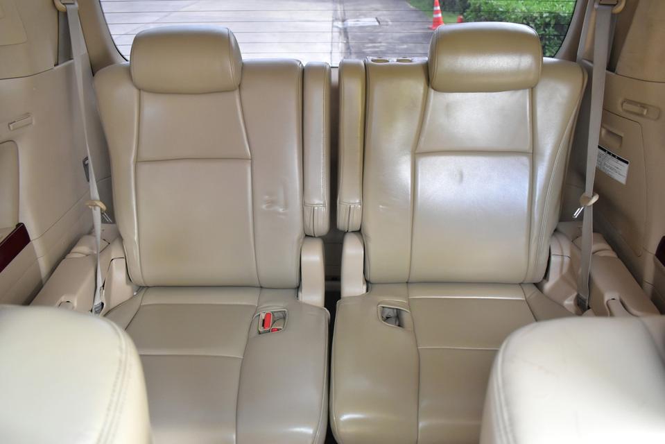 Toyota Vellfire 2.4V ปี2010  สีขาว ออโต้ เบนซิน ไมล์ 14x,xxx km. 13