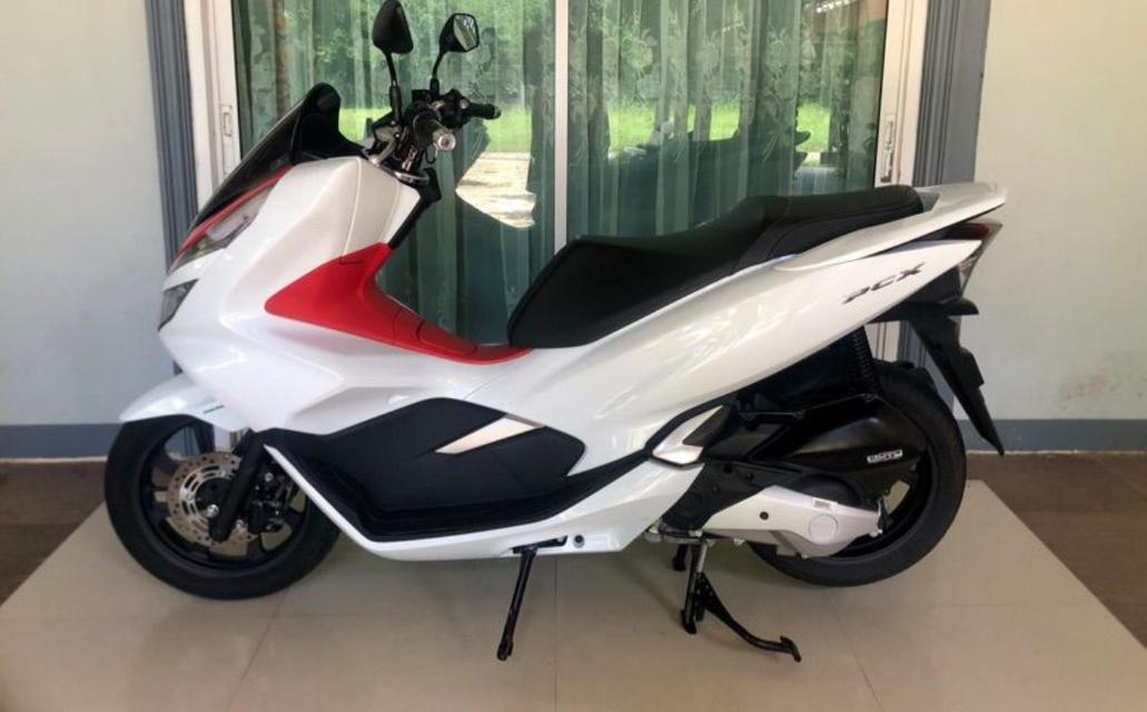 มอเตอร์ไซค์ Honda PCX 150 ปี 2020 3