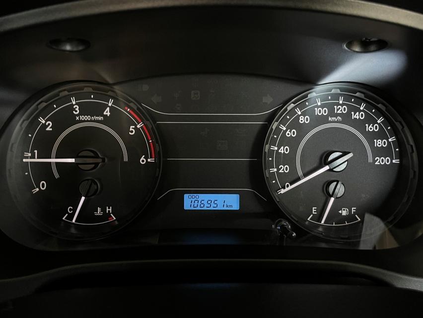 TOYOTA HILUX REVO DOUBLE CAB 2.4 J PLUS PRERUNNER ปี 2019 เกียร์MANUAL สภาพนางฟ้า 14