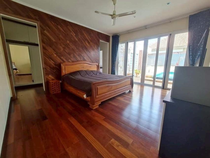 ให้เช่า(FOR RENT) บ้านหรูสุดคลาสสิคพร้อมสระว่ายน้ำ หมู่บ้านสินทวี บ้านฉาง ระยอง