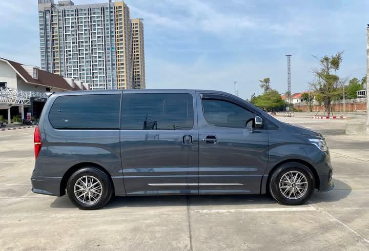 Hyundai H-1 ปี 2021 9