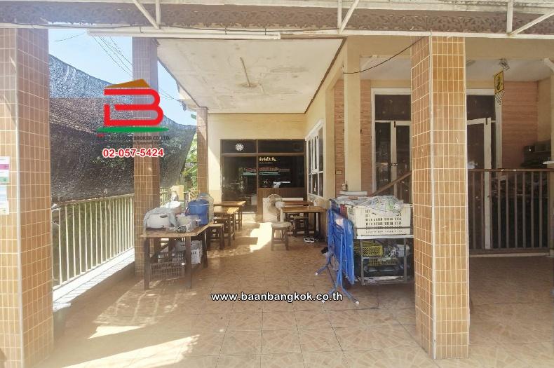 บ้านเดี่ยว หมู่บ้าน วรารักษ์ รังสิต คลอง 3 เนื้อที่ 55.1 ตร.ว หมู่บ้านติดถ.โยธาธิการคูคต-คลองหลวง ตำบลคลองสาม อำเภอคลองหลวง จังปทุมธานี