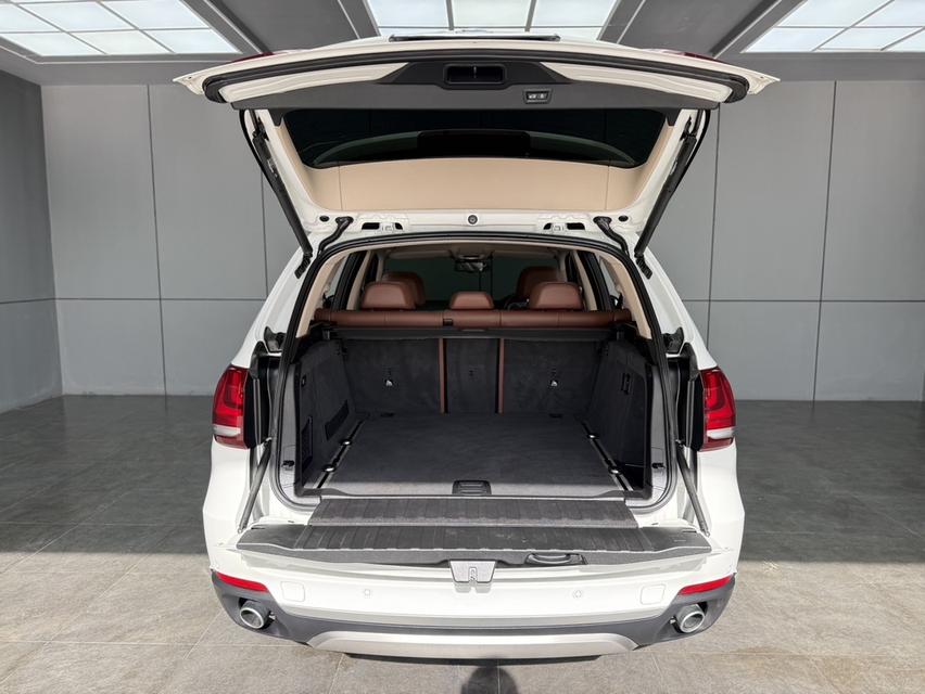 2018 BMW X5, sDrive25d โฉม F15 ปี13-19สีขาว เครื่องดีเซล รถบ้านแท้ ประวัติดี รูปที่ 17