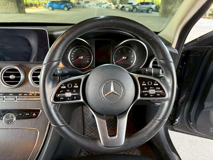 Mercedes-Benz  C220d W205 AT ปี 2019 รถมือสอง ขายถูก 12