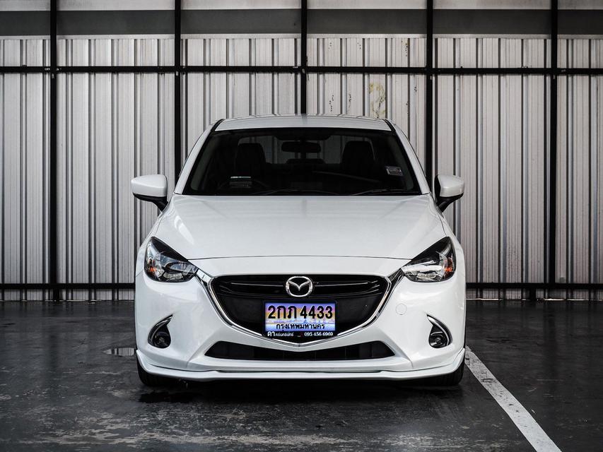 Mazda2 1.3 เบนซิน MinorChange ปี 2017 สีขาว 2