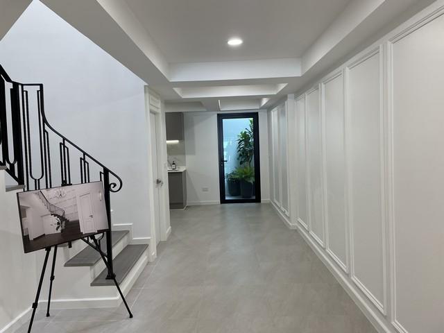 ขาย บ้าน หมู่บ้าน คลองตันนิเวศน์ ซอยปรีดีพนมยงค์ 42 สไตล์ Modern French Classic ใจกลางเมือง ใกล้เอกมัย ทองหล่อ บ้านทิศเหนือ 5