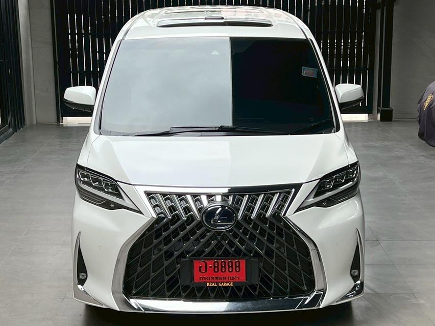 LEXUS LM300h ปี2022 วิ่ง 80000 KM.