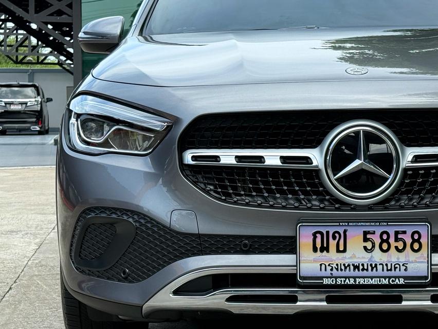 2022 BENZ GLA 200 รถมือเดียวออกป้ายแดง วิ่งน้อยเพียง 5X,XXX กม รถเข้าศูนย์ทุกระยะ ไม่เคยมีอุบัติเหตุครับ 7