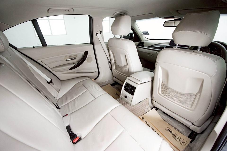 รหัสรถ 1D799 BMW 320i Modern 2013 6