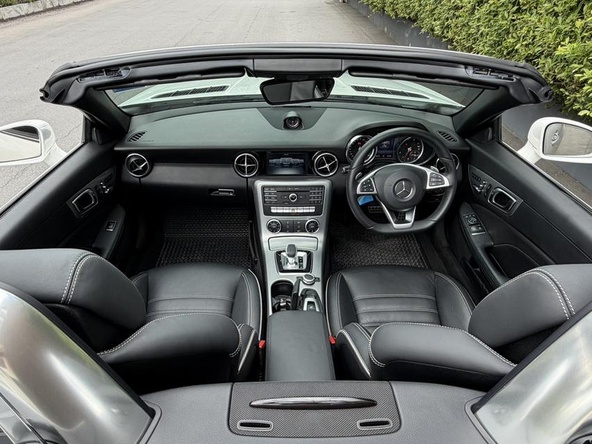 รหัสรถ AP44 MERCEDES BENZ SLC300 2.0 AMG DYNAMIC ROADSTER R172 2016 รูปที่ 7