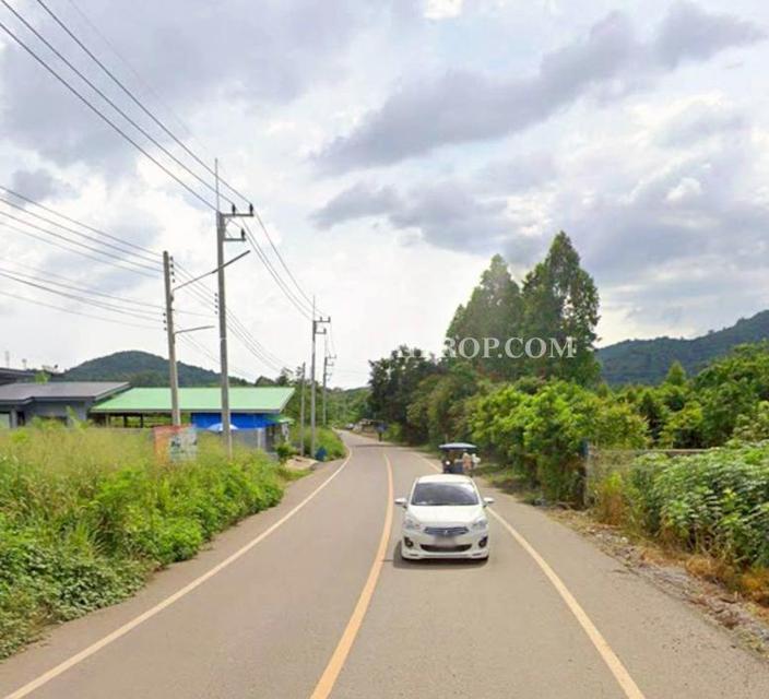 ที่ดินบางเสร่ ใกล้ถนนหมายเลข 332 อ.สัตหีบ จ.ชลบุรี 7