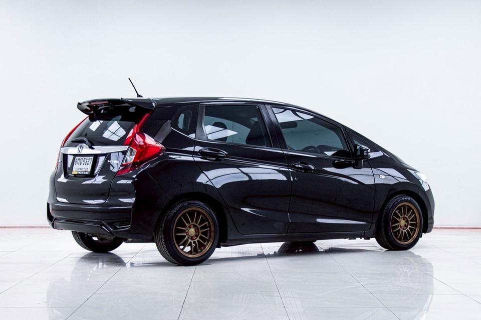 รหัสรถ 5B982 JAZZ 1.5 V+ 2019