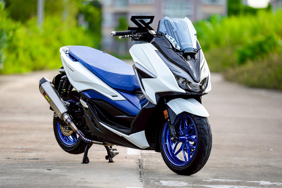 2021 Honda forza350 ปี 2021 สี ขาว-น้ำเงิน ลุคสะอาดตา เท่มีสไตล์ 4