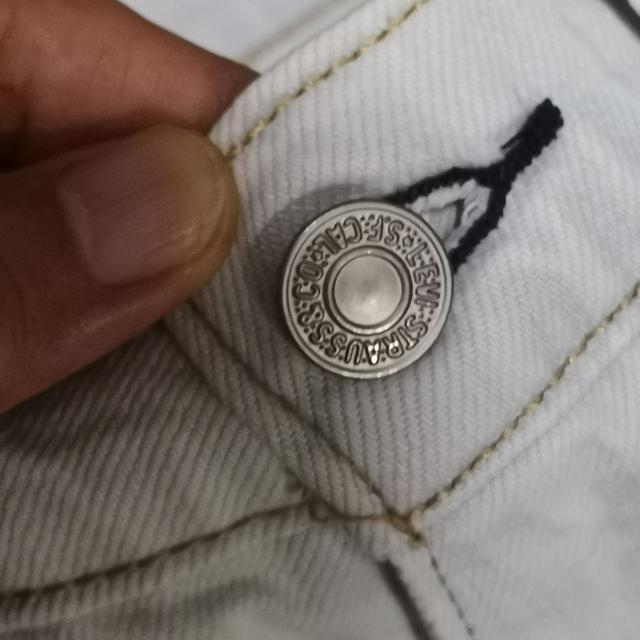 กางเกงยีนส์​ Levi's เอว​ 31​ นิ้ว รูปที่ 4