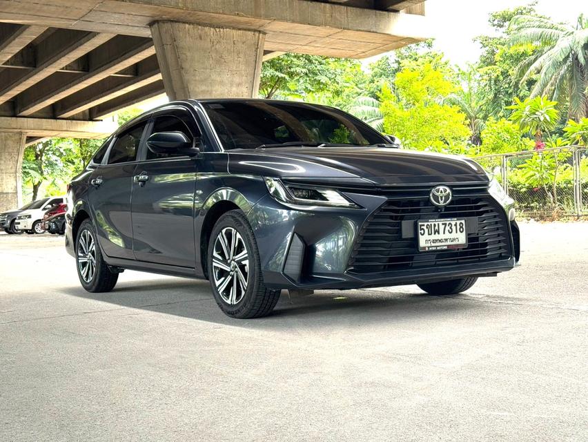 2024 Toyota Yaris Ativ 1.2 SMRAT รถสวยจัดมือเดียว ไมล์น้อย รูปย่อยที่ 3