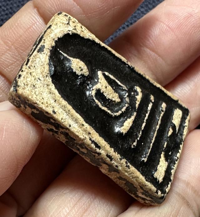 สมเด็จพิมพ์ใหญ่ ลงรักเก่าเดิมเนื้อแก่มวลสาร