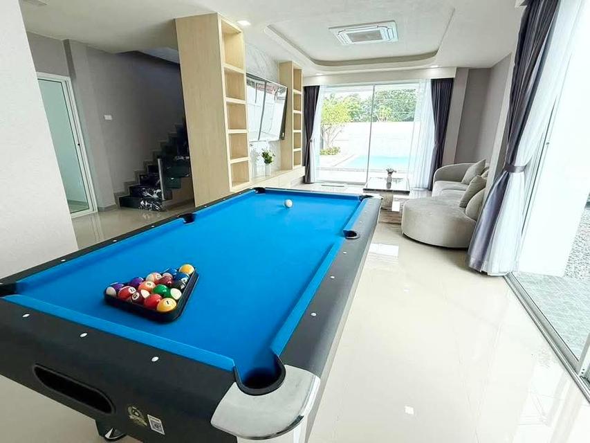 2 storry Luxury Pool villa for sale and rent 6