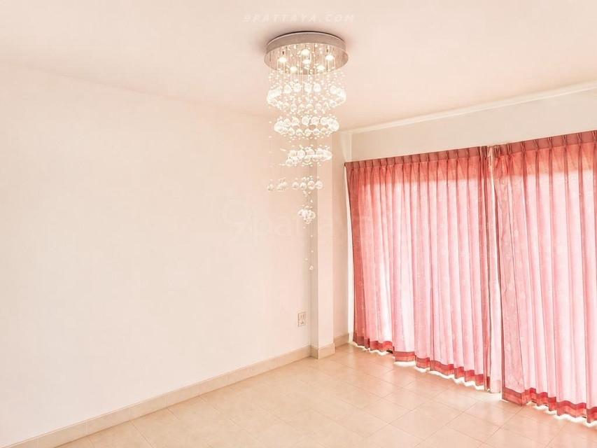 For Sale — Spacious 2-Storey Detached House near Pattaya Technical College 219sqw 3bedrooms 3bathrooms 5
