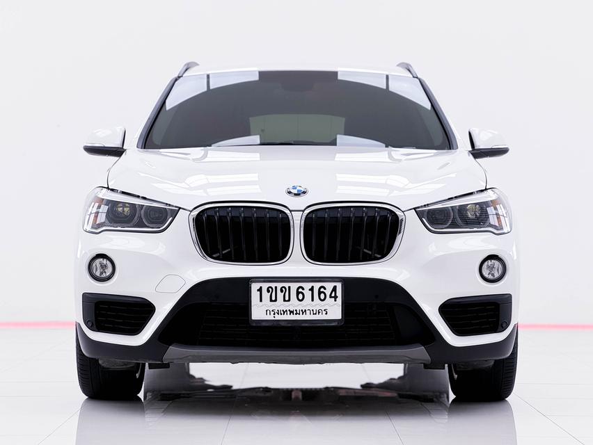 BMW X1 1.5 sDrive18i ICONIC F48 ปี2020 สีขาว รูปย่อยที่ 3