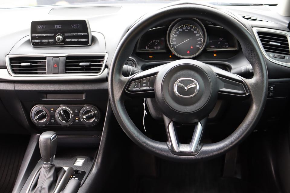 Mazda 3 2.0 E ปี 2018 รูปที่ 17