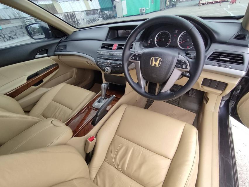 Honda Accord 2.0 EL i-VTEC ปี2012  13