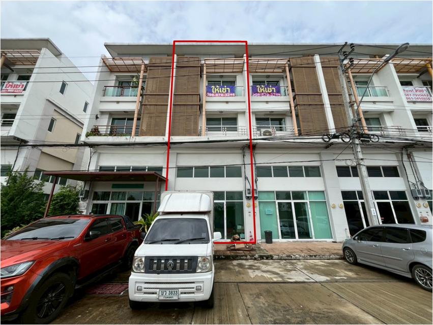 ให้เช่า อาคารพาณิชย์ หมู่บ้านชวนชื่น โมดัส วิภาวดี 20.8 ตรว 3.5 ชั้น 1