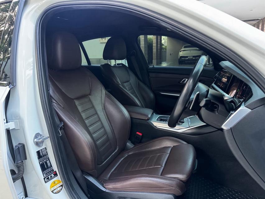 รหัสรถ AVA465 ☃️  BMW 320d Msport Top สุด ปี 2022 รูปที่ 11