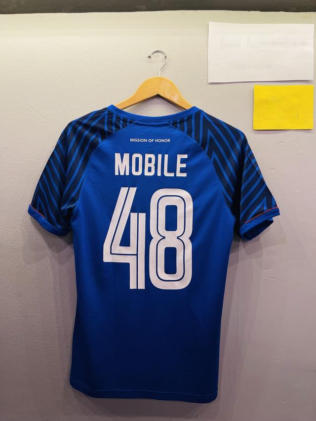 เสื้อบอล ทีมชาติไทย ปี 2018 รุ่นพิเศษ BNK48 ของแท้ Size M 19x27 ส่งฟรี