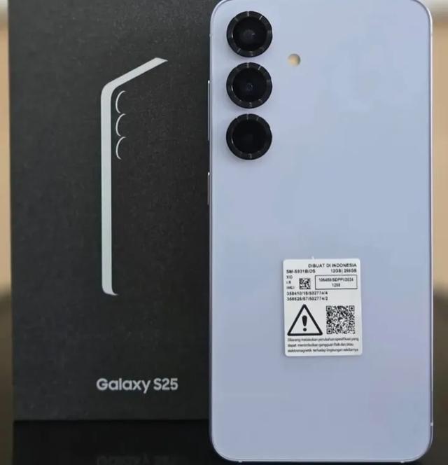 ขาย Galaxy S25 สีฟ้า 2