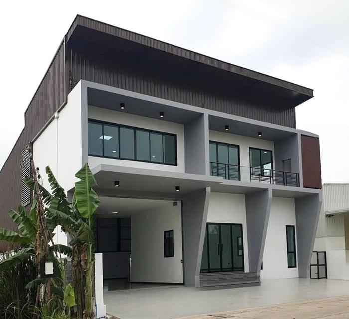 เลือกแปลงที่ถูกใจ ในทำเลที่ ใช่ก่อนใคร อยากขยายธุรกิจ เลือกลงทุนกับ “มังกรทอง แฟคทอรี่” ราคาเริ่มต้น 2.9 ล้านบาท 3