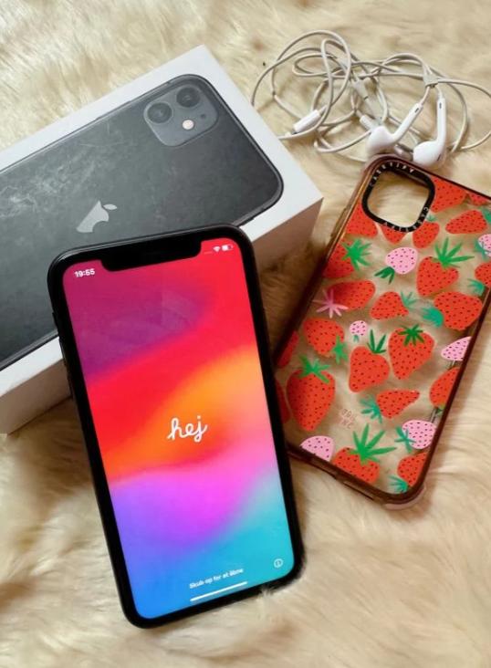 iPhone 11 สีดำ 64GB 1