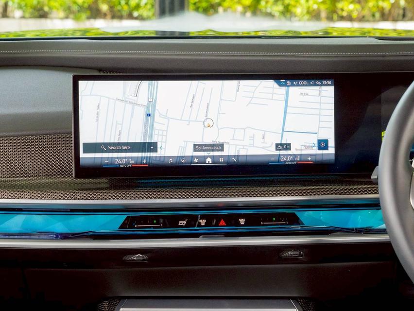 BMW 750e xDrive MSport (G70) ปีจด 2024 13