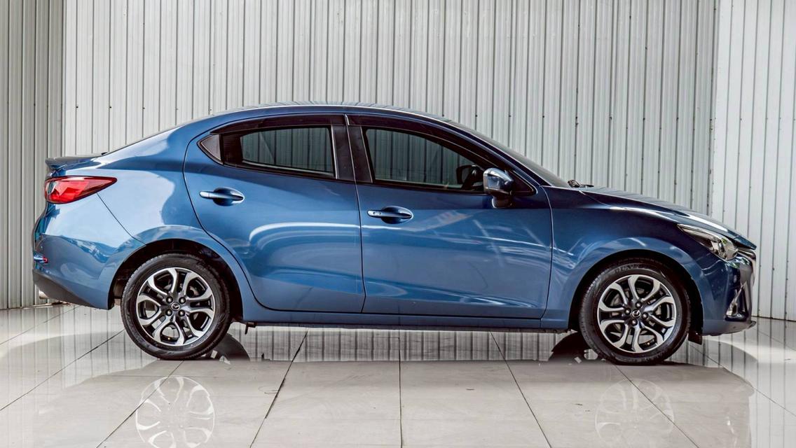 MAZDA MAZDA2 1.5 XD High Connect ปี 2018 สีน้ำเงิน โฉม ปี14-ปัจจุบัน 4Dr รูปที่ 7