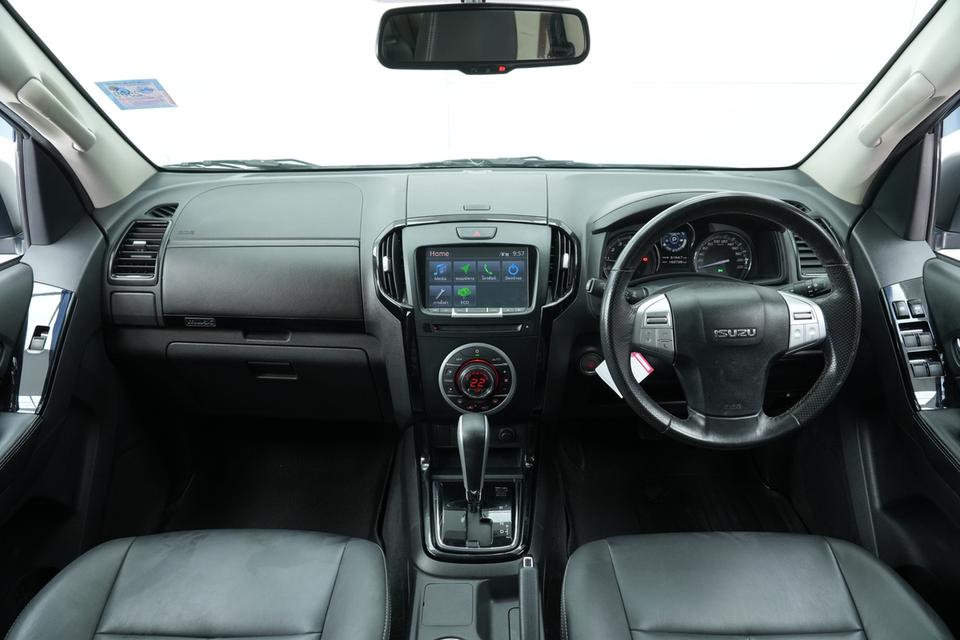 2020 ISUZU MU-X 3.0 THE ONYX SUV สีเทา เลขไมล์ 162728 กม. 12