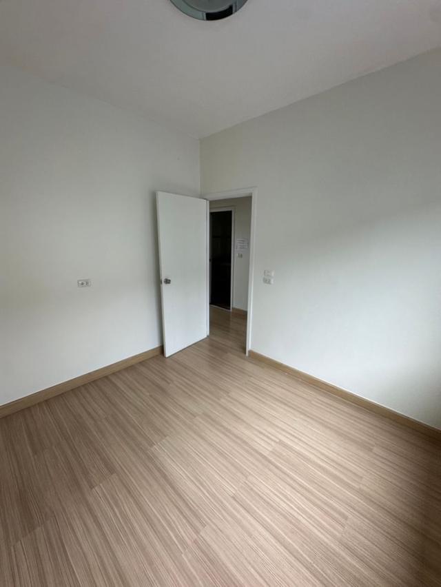 🏘️✨ ขายทาวน์โฮม 2 ชั้น ตกแต่งใหม่ทั้งหลัง ราคาโปรโมชั่น ✨🏘️ 🔑 พร้อมอยู่ทันที 📍 หมู่บ้านกัสโต้ แกรนด์ รามคำแหง  ถนนราษฎร์พัฒนา 15