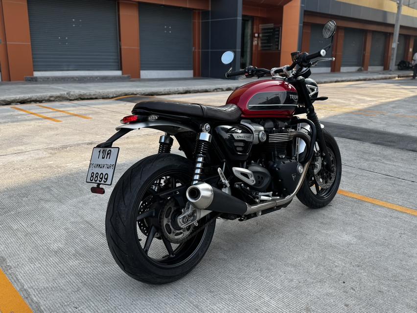 TRIUMPH SPEED TWIN 1200 ปี2019 300,000 บาท ไมล์ 800 กม. Line id Somchay1340 รูปที่ 2