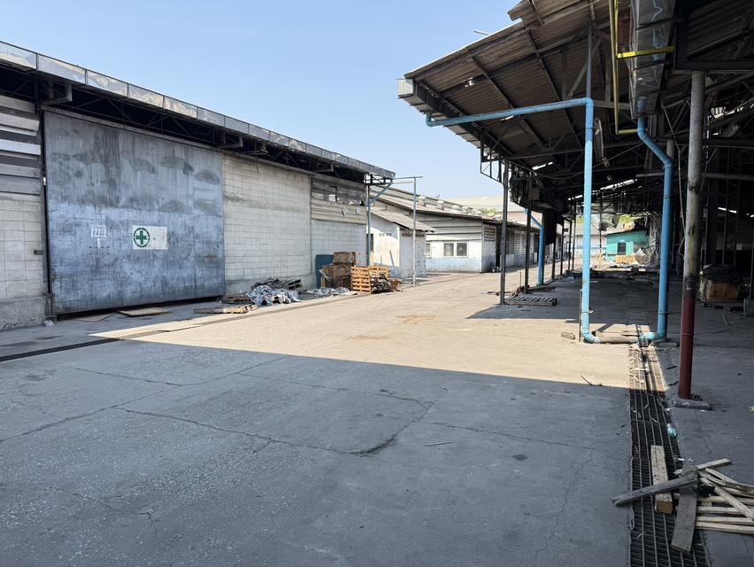 ขายที่ดิน สมุทรปราการ ด่วนนนนน  บริษัท แก้วปราการ จำกัด ติดถนน แพรกษา  ขนาด 22 ไร่ 2 งาน 96 ตรว.(9,096 ตรว.) 14