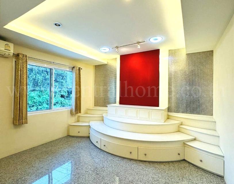 บ้านเดี่ยว ศรีนครพัฒนา นวมินทร์ 24 พร้อมอยู่ 8