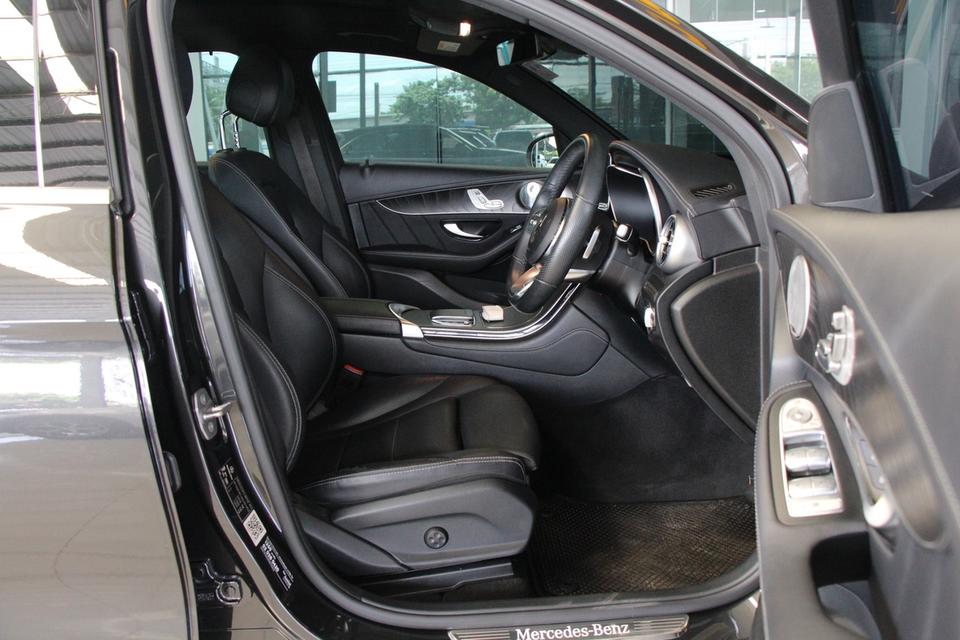รหัสรถ TKG3939 MERCEDES BENZ GLC220d 2.0 AMG DYNAMIC ปี 2021 15