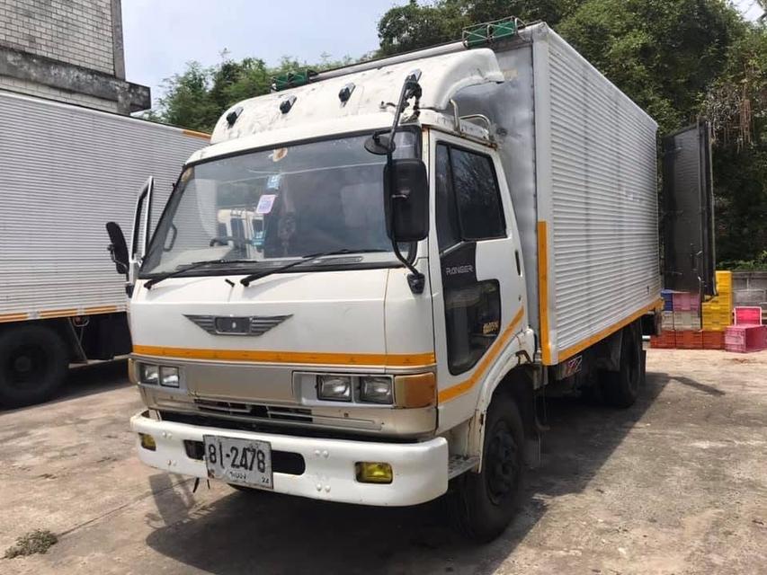 รถบรรทุกตู้แช่เย็นยี่ห้อ HINO FC112 1