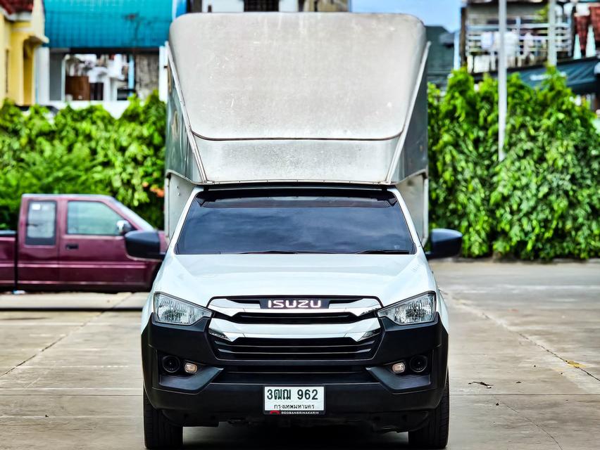 isuzu 1
