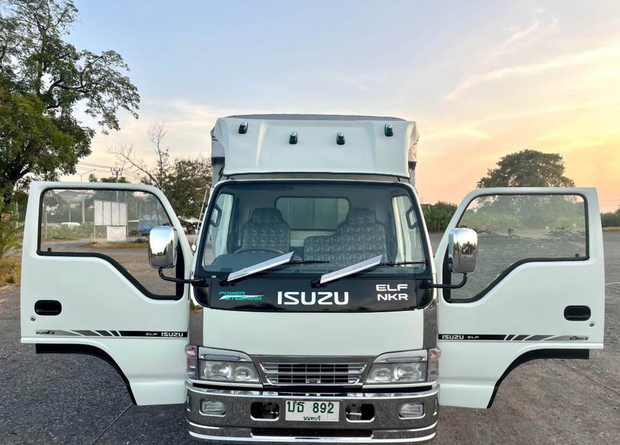 ส่งต่อรถบรรทุก 4 ล้อ ISUZU NKR 120 แรง ปี 2553 3