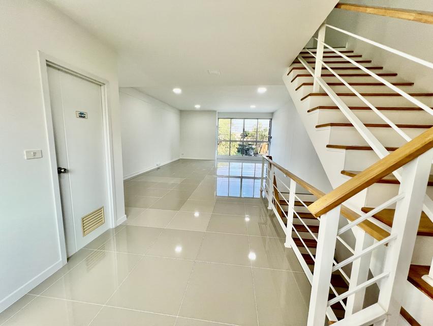 ขายอาคารพาณิชย์ 3 ชั้น ซอยกันตนา บางใหญ่ นนทบุรี 9