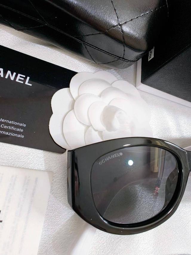 แว่นกันแดดchanel