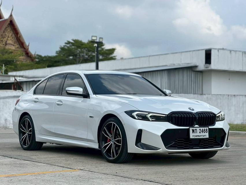 BMW 330e M Sport LCI (G20) 2023 • Mileage: 25,000 km . 💵 ราคาเพียง 1,750,000 THB