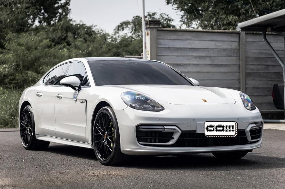 Panamera 4E-Hybird Platinum Edition 