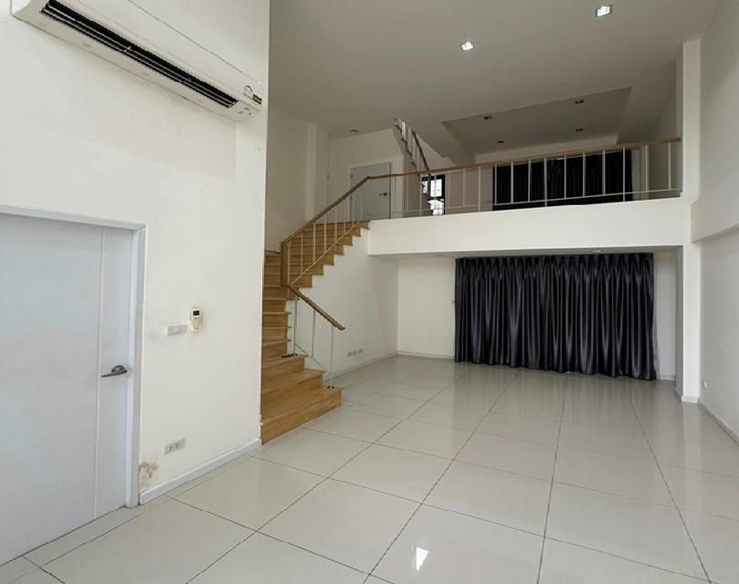 ให้เช่าทาวน์โฮม 3.5 ชั้น โครงการ วาย เรสซิเดนท์ สุขุมวิท 113 , Y RESIDENCE โครงการหรู / ถนนศรีนครินทร์ / ใกล้ BTS สำโรง 2