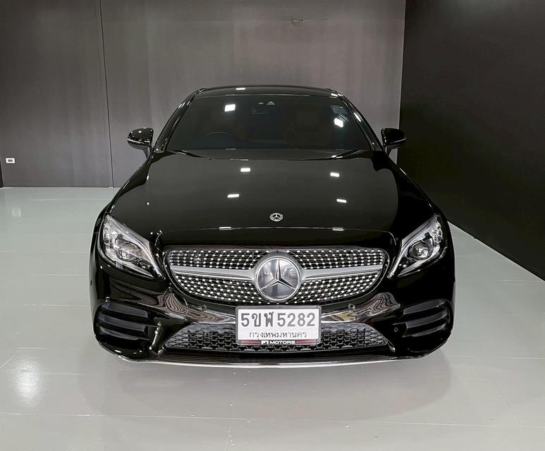 BENZ C200 Coupe Amg Dynamic ปี 2019 FaceLift รถมือเดียวป้ายแดง ประวัติศูนย์ทุกระยะการใช้งาน