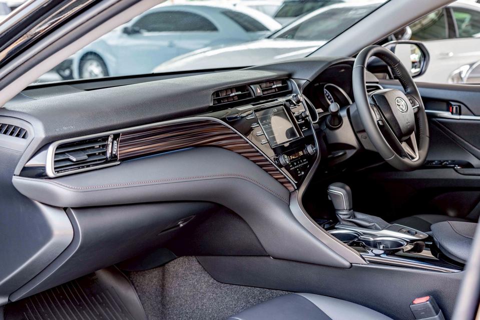รหัสรถ NP294 TOYOTA CAMRY 2.0G 2020 14