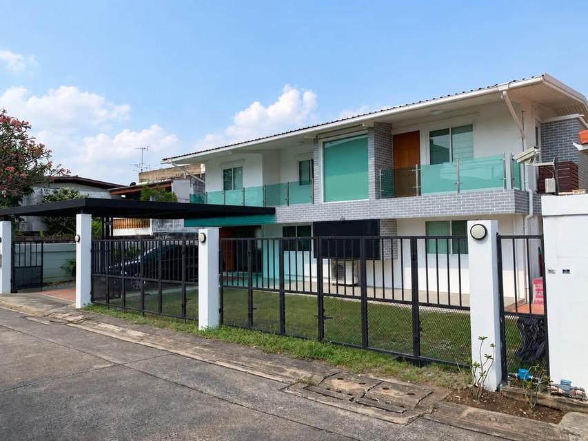 ให้เช่า Home Office บ้านเดี่ยว 2 ชั้น ซอยเสนานิคม 1 ใกล้โชคชัย 4 ลาดพร้าววังหิน BTS เสนานิคม พื้นที่ใช้สอย 450 ตร.ม. รับจดทะเบียนบริษัท